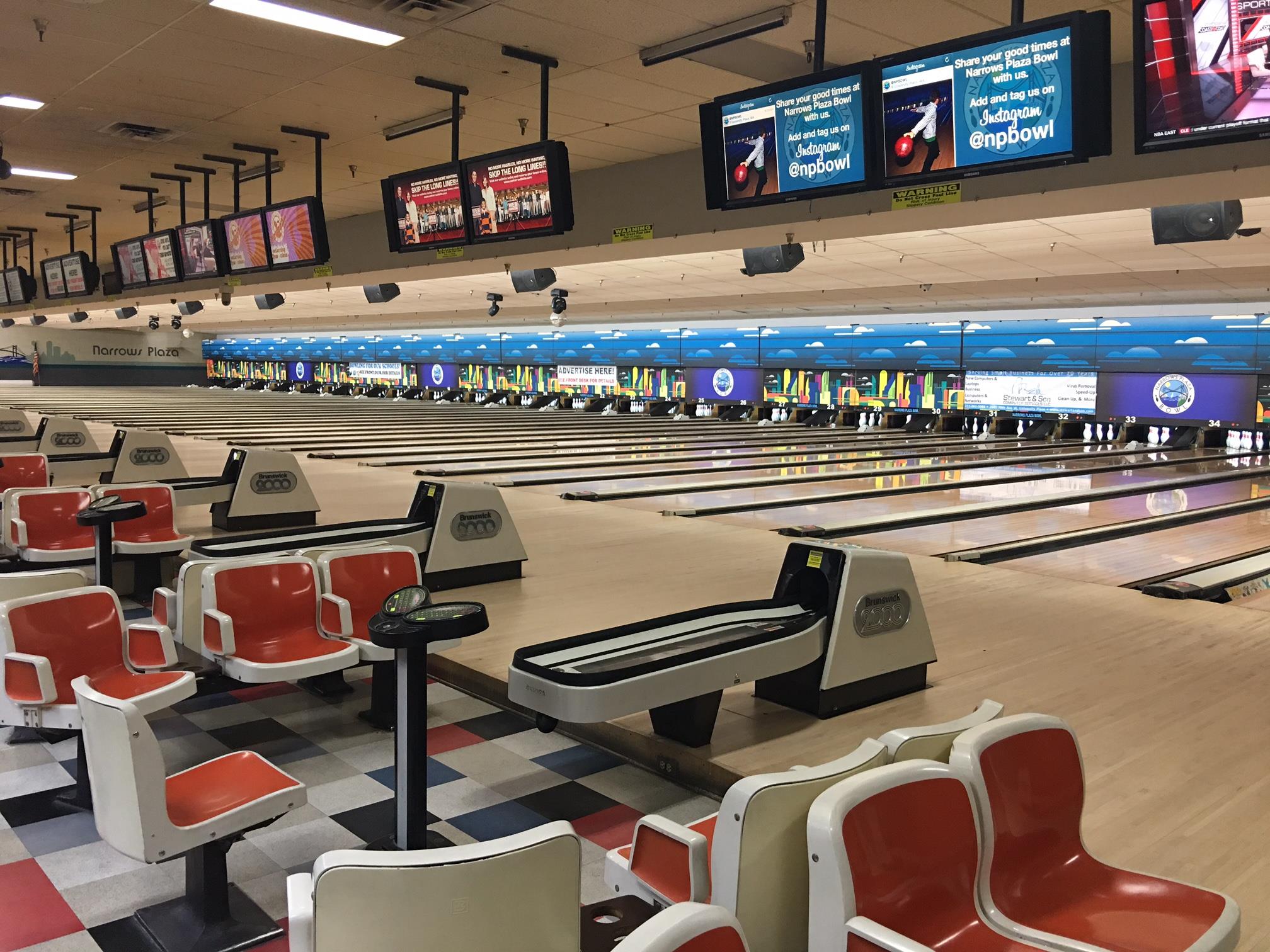 narrows plaza lanes